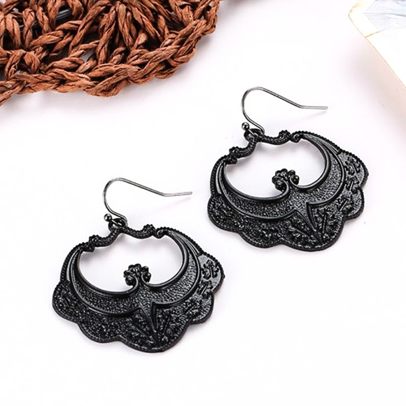 GlitzBlitz Boutique Jewelry - Any 2/$20! Matte Black Gothic Emblem Earrings